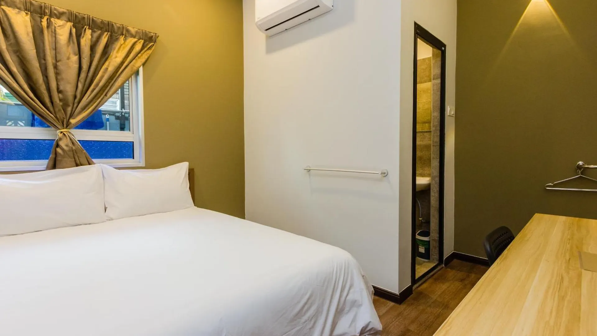 Hidden 5Br Cottage House Retreats Butterworth Malesia
